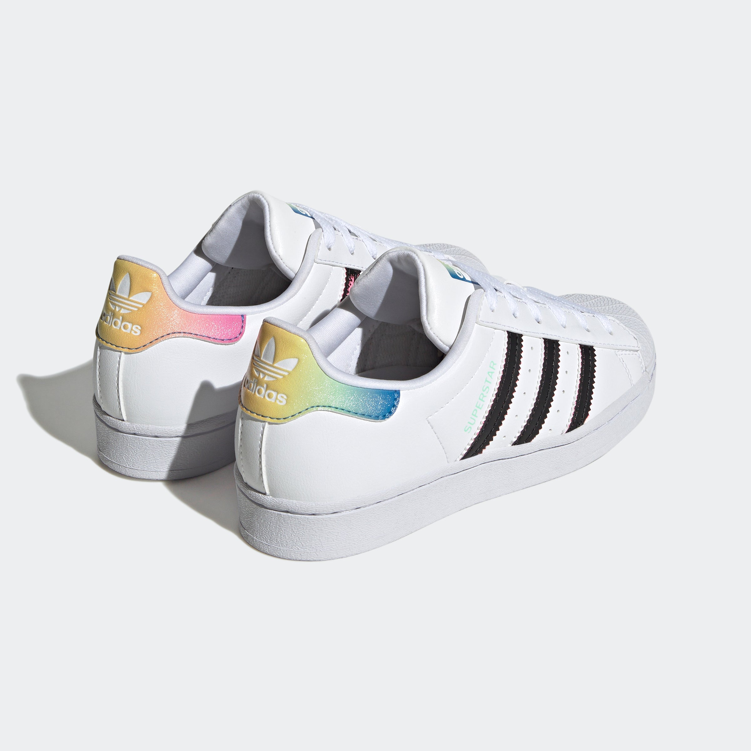 adidas traxion climacool boots black sale - Star Weekend With New Sneakers  and rose – Fonjep News - Adidas Celebrated WNBA All
